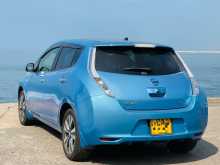https://riyasewana.com/uploads/nissan-leaf-aze0-2013-2920421212263.jpg