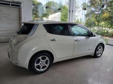 https://riyasewana.com/uploads/nissan-leaf-aze0-21544346705.jpg