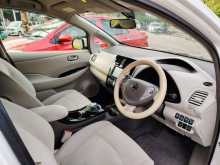 https://riyasewana.com/uploads/nissan-leaf-aze0-31916304063.jpg