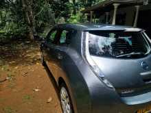 https://riyasewana.com/uploads/nissan-leaf-azeo-15124517482.jpg