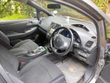 https://riyasewana.com/uploads/nissan-leaf-azeo-15124517713.jpg