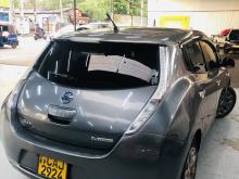 https://riyasewana.com/uploads/nissan-leaf-azeo-16241817386.jpg