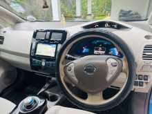 https://riyasewana.com/uploads/nissan-leaf-azeo-2012-259124612993.jpg