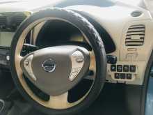 https://riyasewana.com/uploads/nissan-leaf-azeo-2012-319350612394.jpg