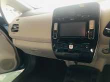 https://riyasewana.com/uploads/nissan-leaf-azeo-2012-611142312312.jpg