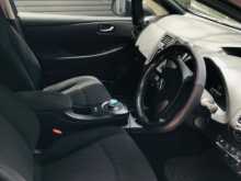 https://riyasewana.com/uploads/nissan-leaf-azeo-2013-1212295212814.jpg