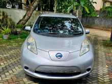 https://riyasewana.com/uploads/nissan-leaf-azeo-2013-1215581912583.jpg