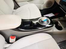 https://riyasewana.com/uploads/nissan-leaf-azeo-2013-2811372912694.jpg