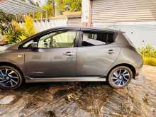 https://riyasewana.com/uploads/nissan-leaf-azeo-2013-2811372912722.jpg