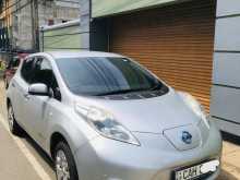 https://riyasewana.com/uploads/nissan-leaf-azeo-2013-29125112233.jpg