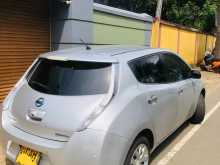 https://riyasewana.com/uploads/nissan-leaf-azeo-2013-29125112312.jpg