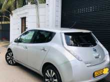 Nissan Leaf AZEO G Grade 2014 Car