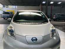 https://riyasewana.com/uploads/nissan-leaf-azeo-2014-811302712674.jpg