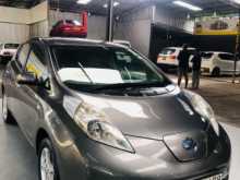https://riyasewana.com/uploads/nissan-leaf-azeo-2015-16160112383.jpg