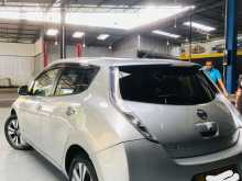 https://riyasewana.com/uploads/nissan-leaf-azeo-2016-177414312663.jpg