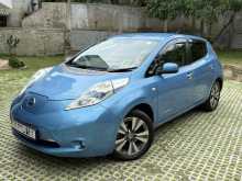 https://riyasewana.com/uploads/nissan-leaf-azeo-2019542222042.jpg