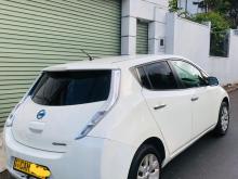 https://riyasewana.com/uploads/nissan-leaf-azeo-28585817162.jpg