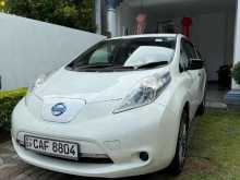 https://riyasewana.com/uploads/nissan-leaf-azeo-51932154873.jpg