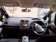 https://riyasewana.com/uploads/nissan-leaf-azeo-895619952.jpg