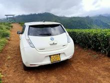 https://riyasewana.com/uploads/nissan-leaf-g-21556286885.jpg