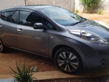 https://riyasewana.com/uploads/nissan-leaf-g-36231317265.jpg