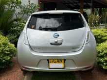 https://riyasewana.com/uploads/nissan-leaf-limited-14195826472.jpg