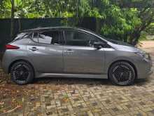 https://riyasewana.com/uploads/nissan-leaf-n-16221149322.jpg