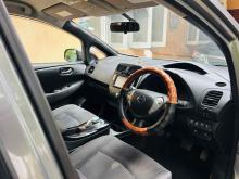 https://riyasewana.com/uploads/nissan-leaf-x-212352824555.jpg