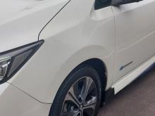 https://riyasewana.com/uploads/nissan-leaf-ze1-17481417224.jpg