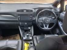 https://riyasewana.com/uploads/nissan-leaf-ze1-2018-1213114012223.jpg