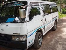 Nissan Long Caravan Long Model VRGE 1998 Van