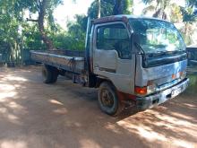 Nissan Nissan 1994 Lorry