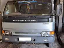 Nissan Nissan 1992 Lorry