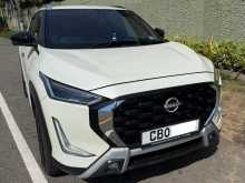 Nissan Magnite Tekna Plus CVT Turbo 2025 SUV