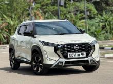 Nissan MAGNITE TEKNA PLUS 2025 SUV