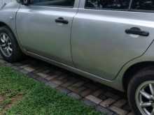Nissan March 2003 Car