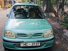 Nissan March 2000 Van