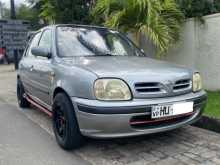 Nissan March 2000 Car