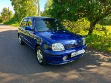 Nissan March 2001 Car