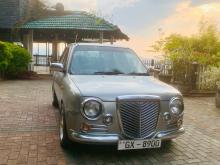 Nissan March 2000 Car