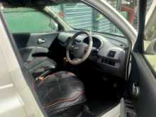 https://riyasewana.com/uploads/nissan-march-k12-2002-2112345412743.jpg