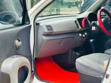 https://riyasewana.com/uploads/nissan-march-k12-7131012375.jpg
