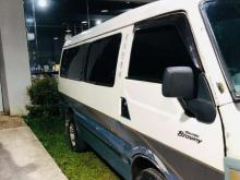 https://riyasewana.com/uploads/nissan-mazda-long-281001106255.jpg