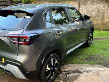 Nissan Magnite N Connecta CVT Turbo 2025 SUV