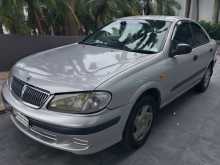 Nissan N16 2000 Car