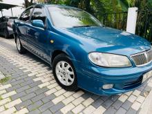 Nissan N16 2001 Car