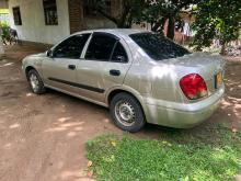 Nissan N16 2009 Car