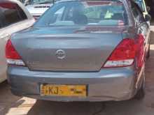 Nissan N16 2010 Car
