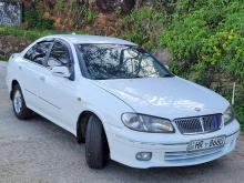 Nissan N16 2000 Car