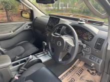 https://riyasewana.com/uploads/nissan-navara-137550017455.jpg